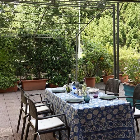 Daire Verde Terrazza Sul Po